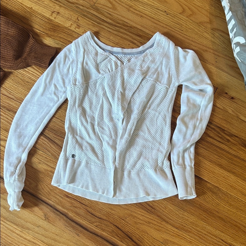 lululemon athletica White Long Sleeve Sweater